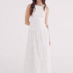 Jupe longue en dentelle blanche