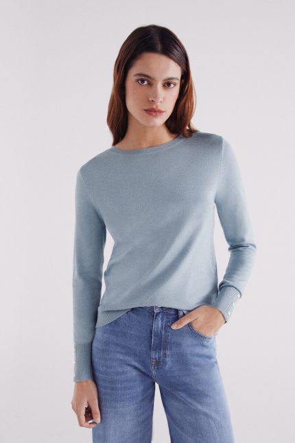 Pull léger à poignets boutonnés
