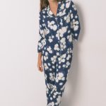 pyjama chemise longue en viscose à fleurs bleues